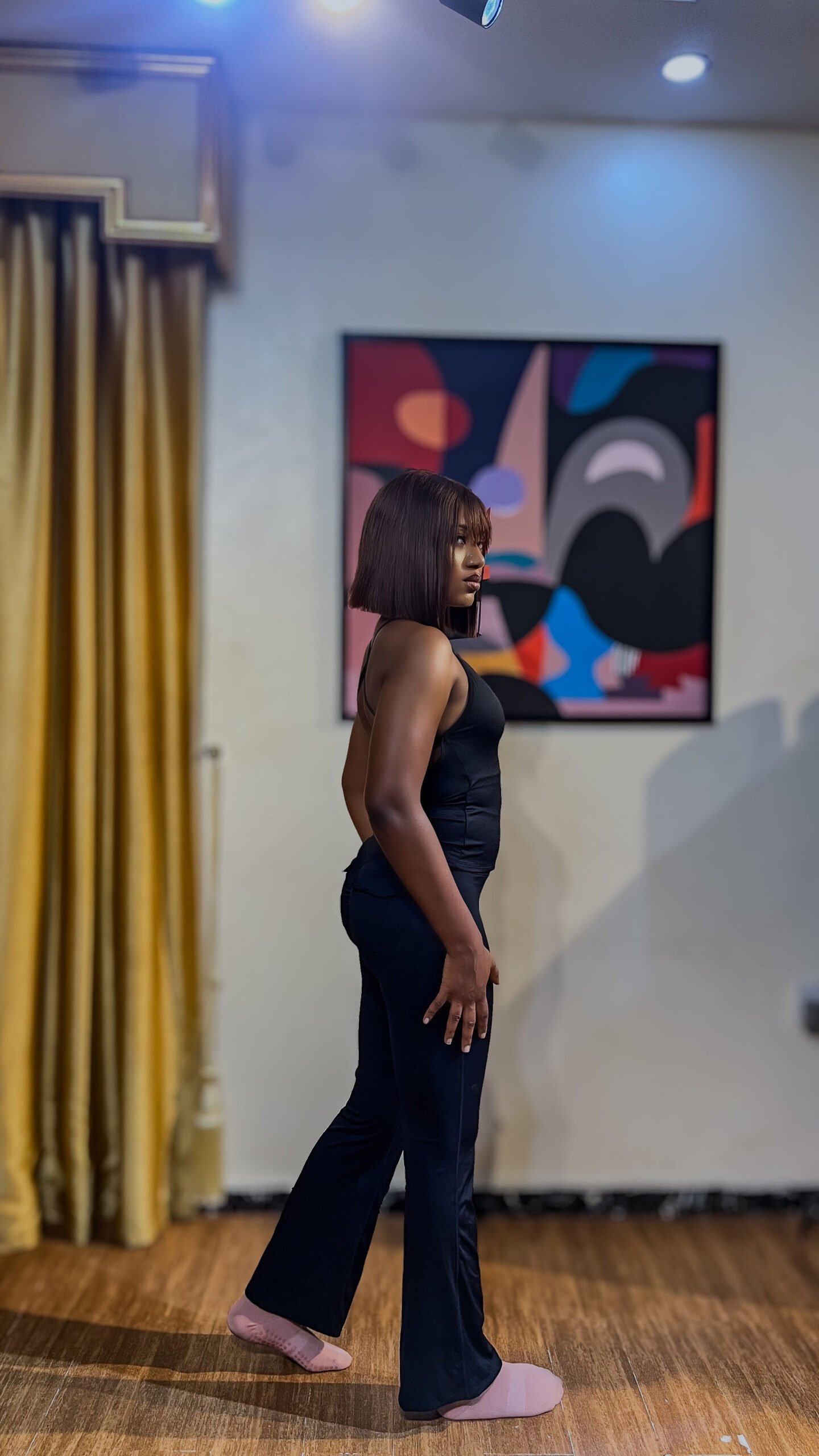 The Aura Luxe Set in Noir - Image 3